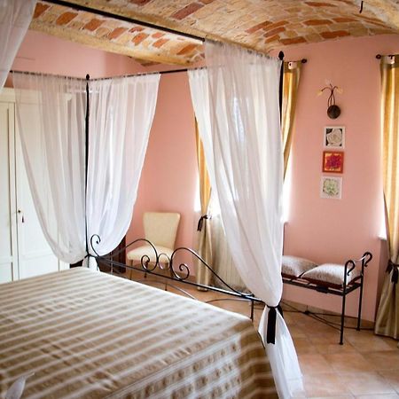 Agriturismo Monbertola Govone Dış mekan fotoğraf