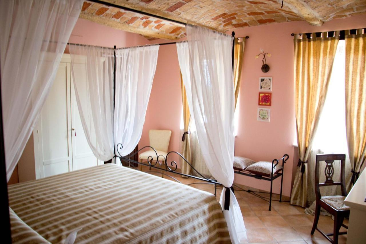 Agriturismo Monbertola Govone Dış mekan fotoğraf
