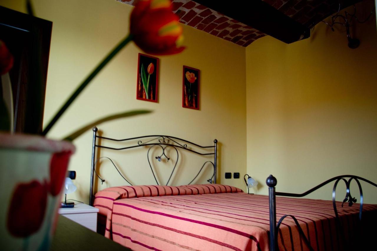 Agriturismo Monbertola Govone Dış mekan fotoğraf