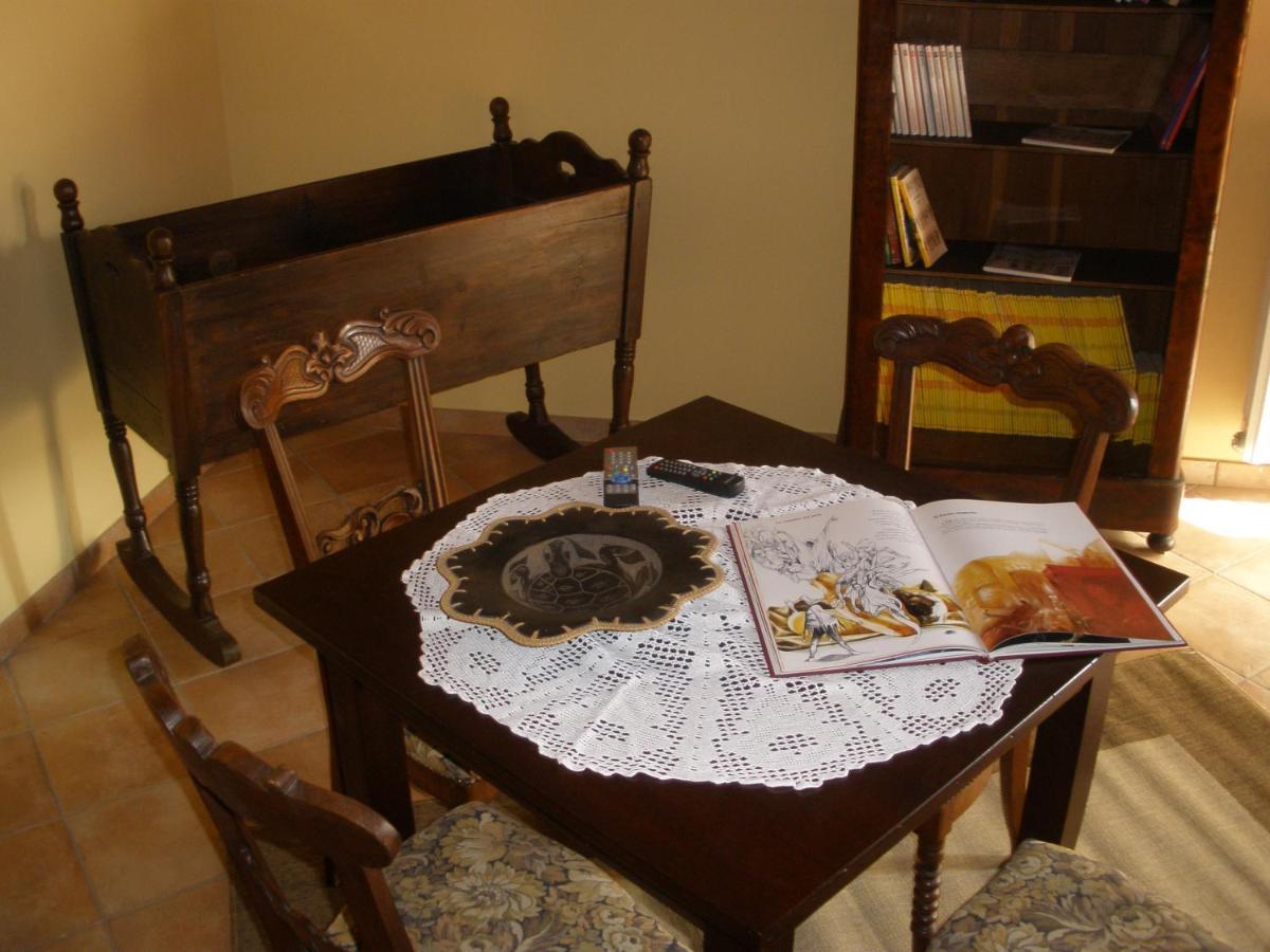 Agriturismo Monbertola Govone Dış mekan fotoğraf